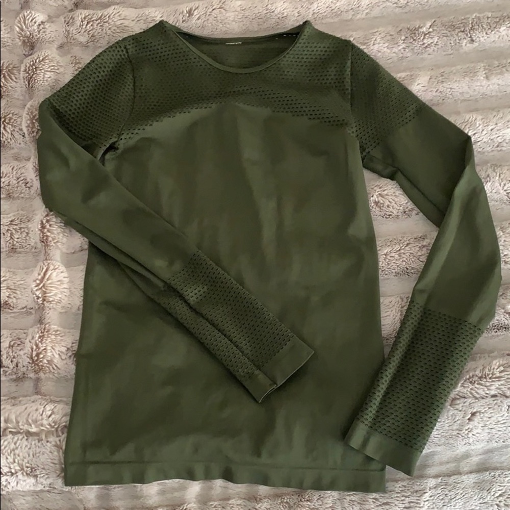 Fabletics long sleeve